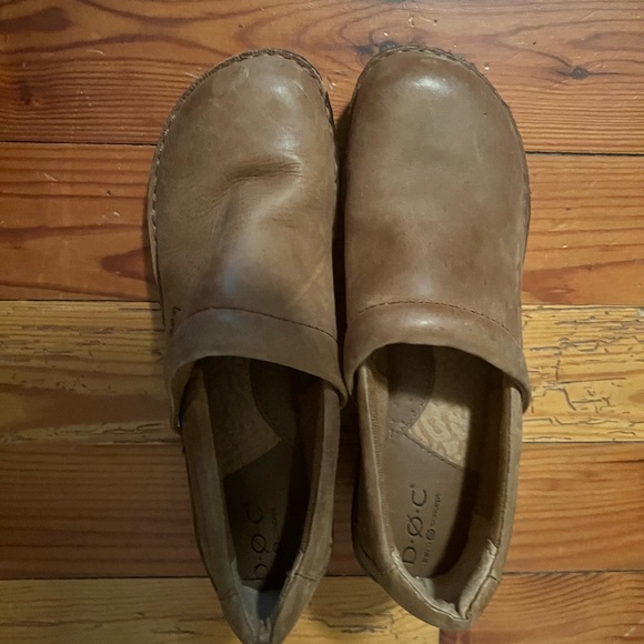 boc Shoes - New BOC Born Concept Womens Sz 9M  light Brown  Leather Slip On Clogs. Never wor